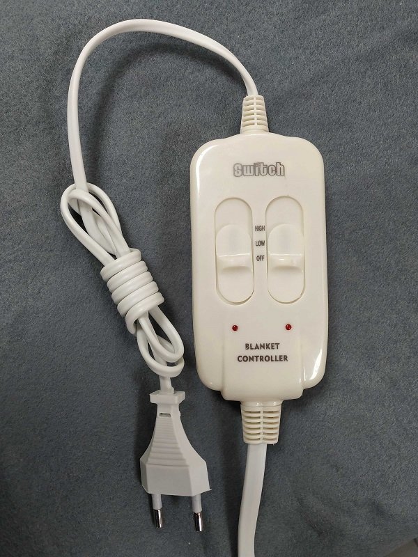 700676-1 Ηλεκτρική θερμαινόμενη κουβέρτα - Analog Remote - 1.3x1.6m - 700669