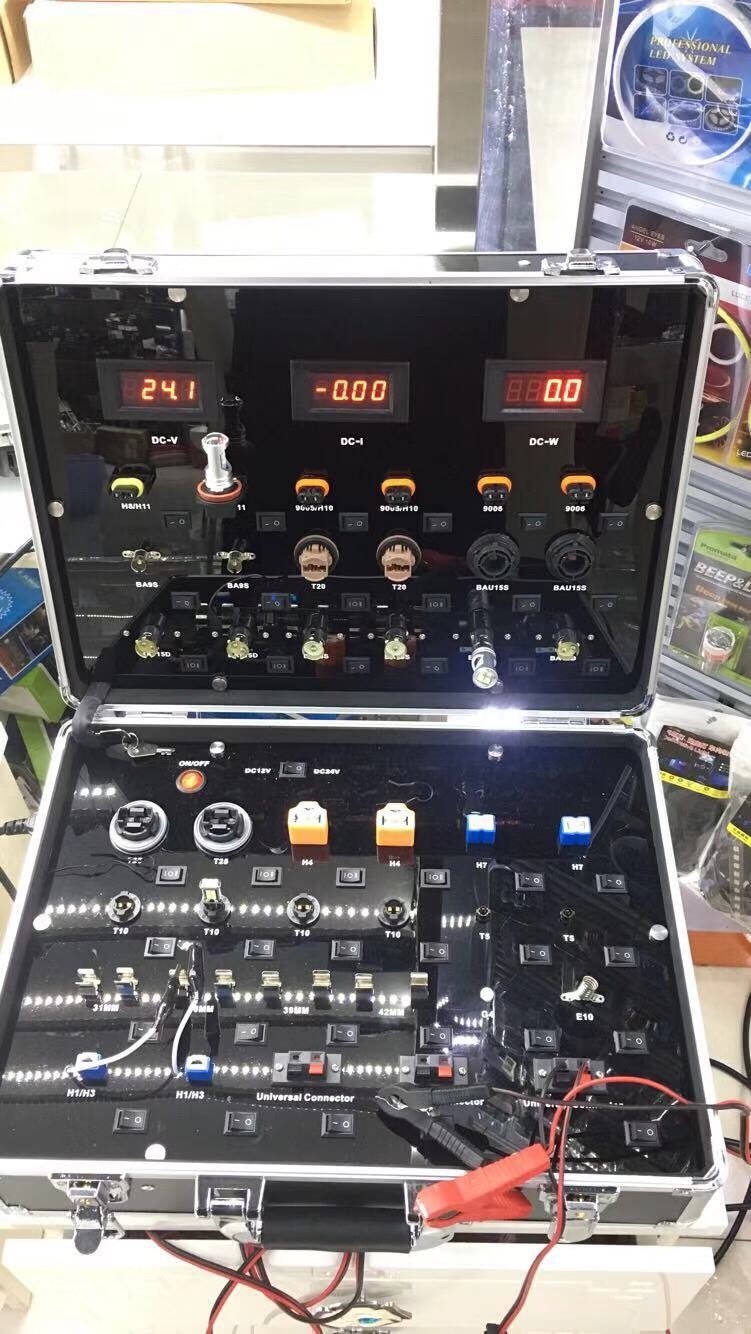 电池测试器与显示表-6481 Δοκιμαστής μπαταριών με πίνακες ένδειξης - 6481