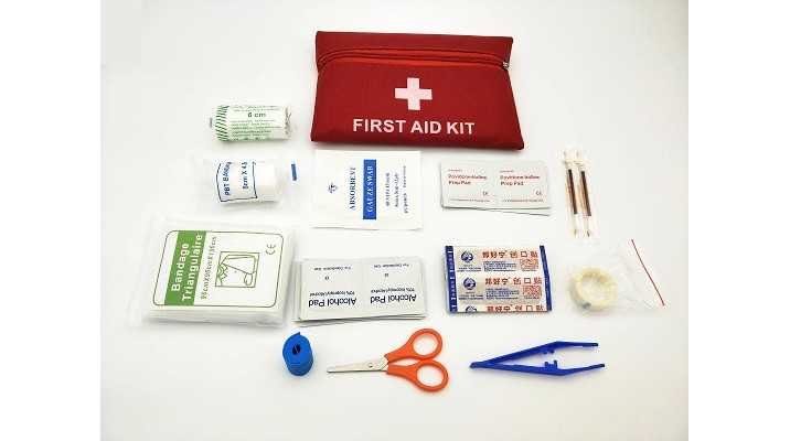 Κιτ πρώτων βοηθειών με σύνεργα - 1750201 - 170827
