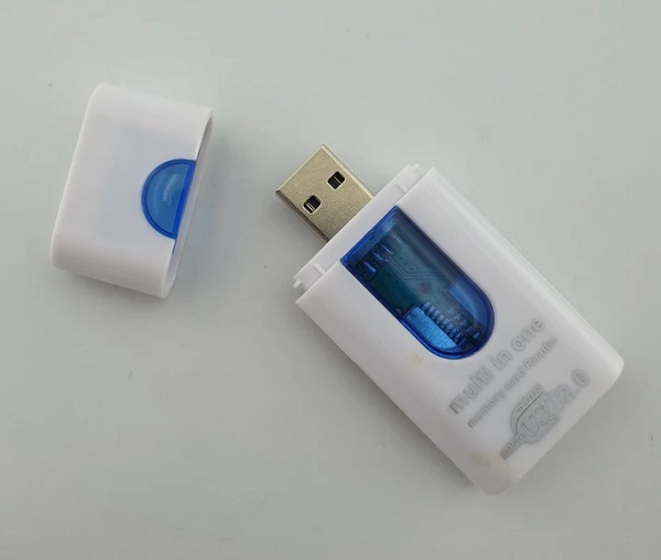 Συσκευή ανάγνωσης κάρτας μνήμης - Card Reader - 152012
